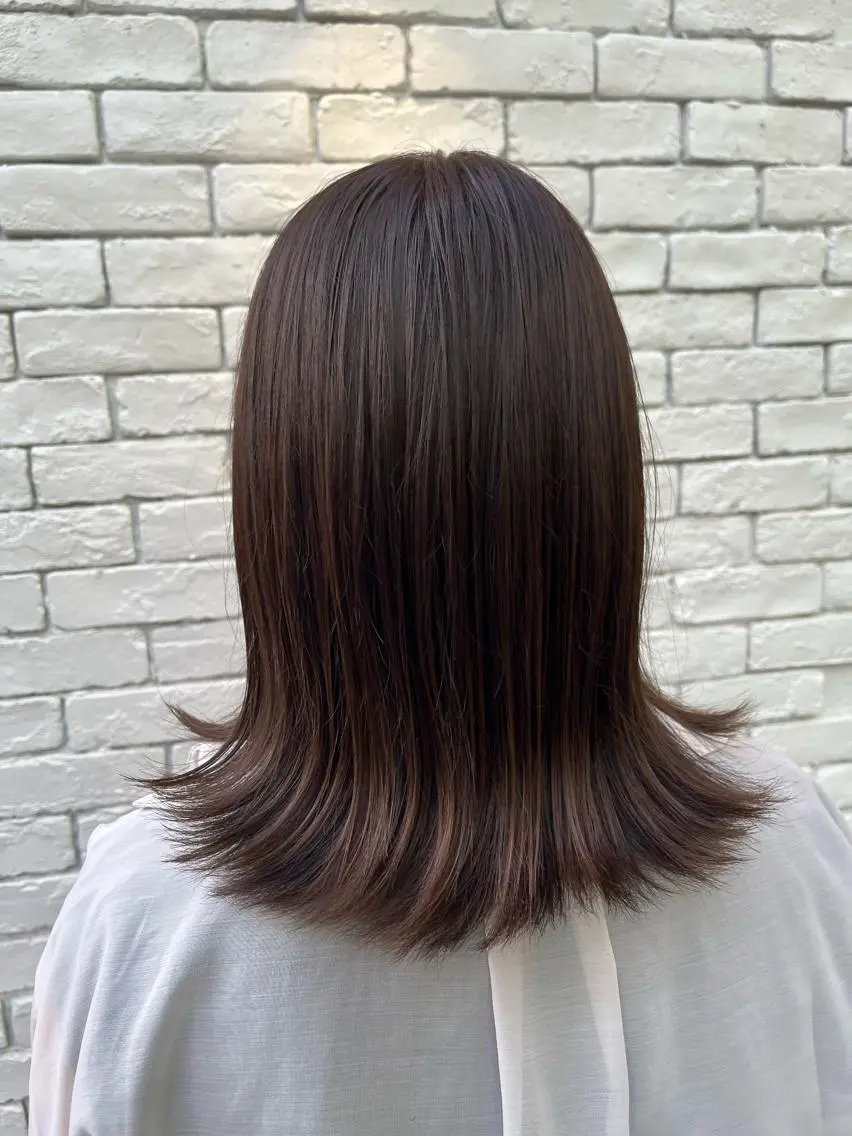 ミディアム カラー グレージュ 外ハネヘア カット ヘアカラー トリートメント 🌈透明感カラー🌈 🌟吉田祐介🌟のヘアスタイル