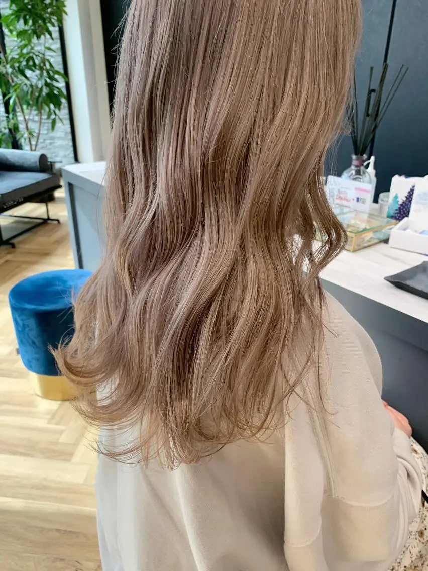 ロング 外国人風カラー ハイライト ヘアカラー 福山 晴香のヘアスタイル