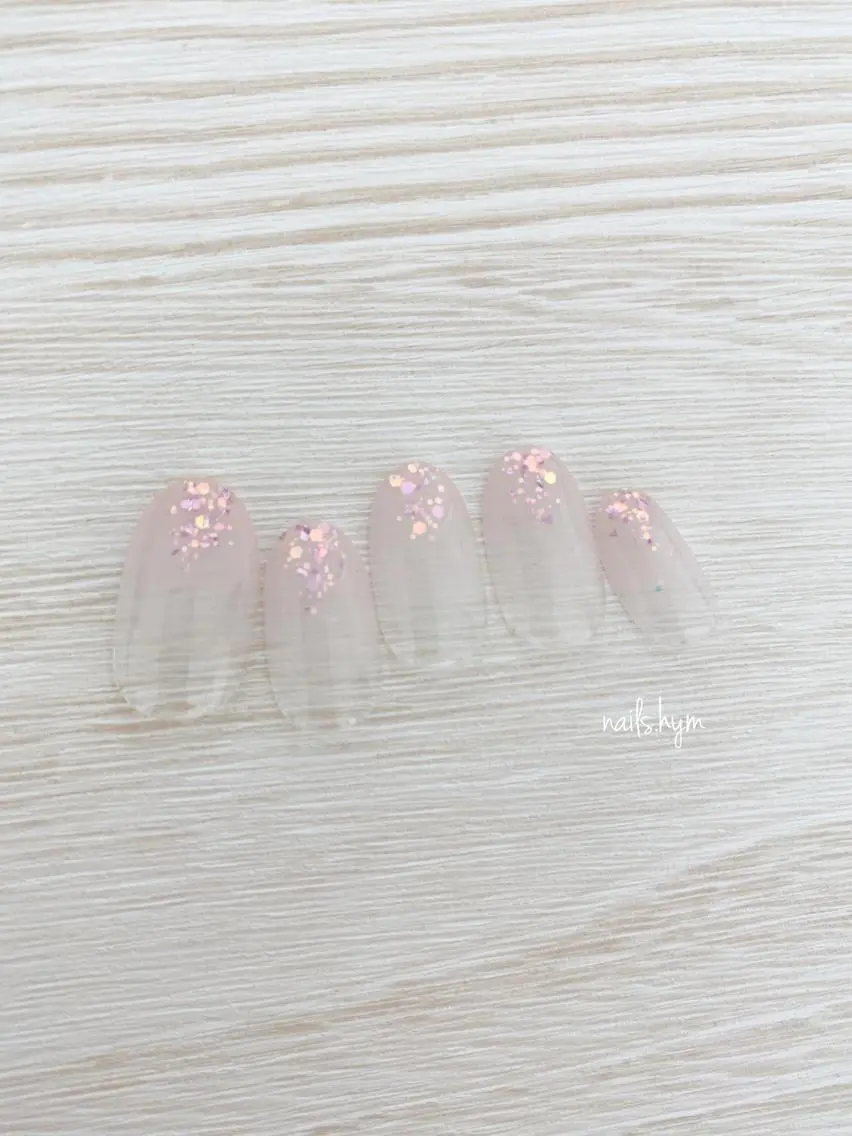 ネイル グラデーション ラメ(グリッター) nails. hymのネイルデザイン
