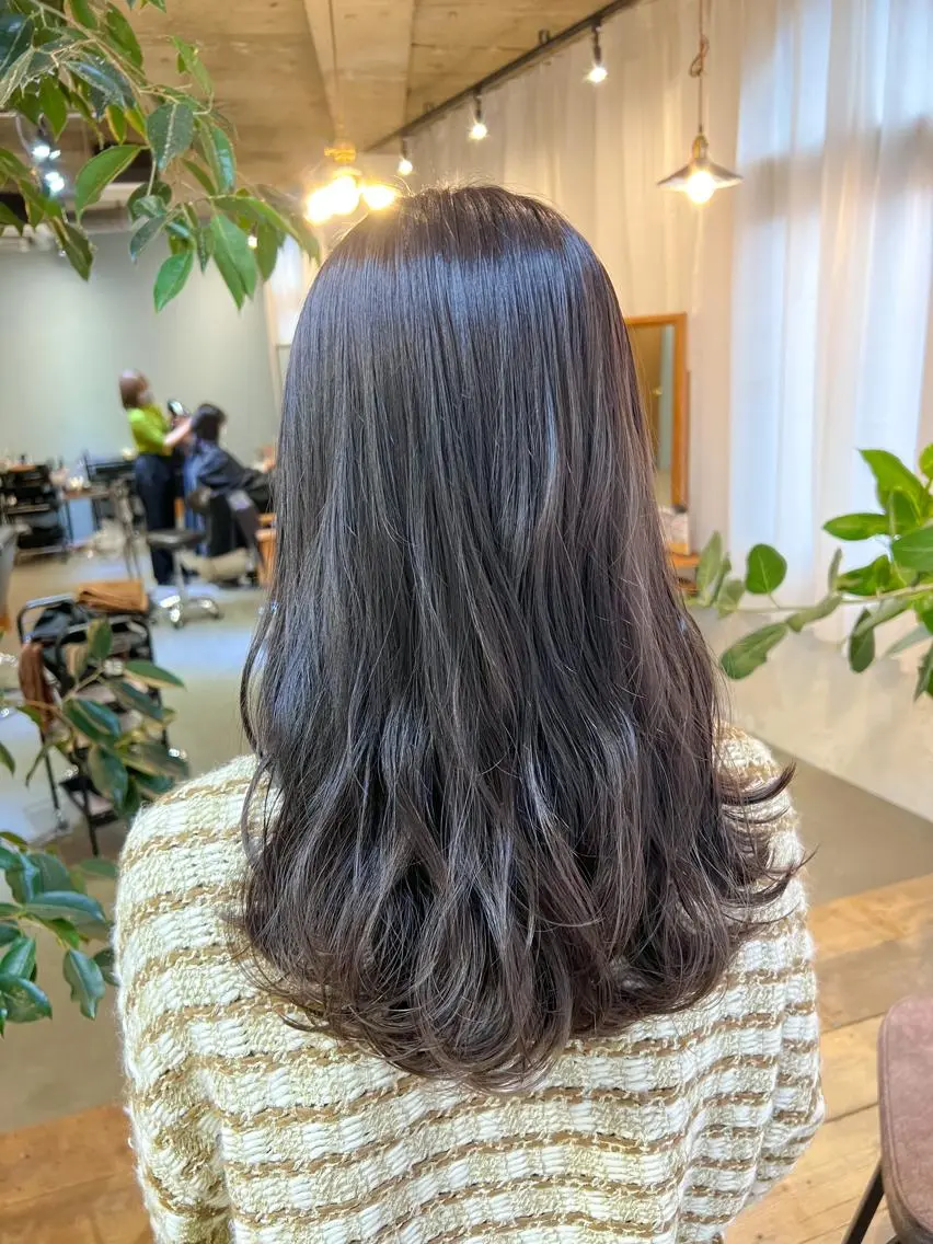 セミロング カラー ヘアカラー トリートメント ブリーチなしカラー 🌿‬脇黒丸 彩のヘアスタイル