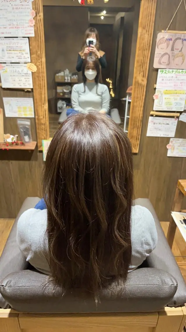 カラー ハイライトカラー ヘアカラー トリートメント 箕面駅徒歩7分カプロ 三好美鈴のヘアスタイル