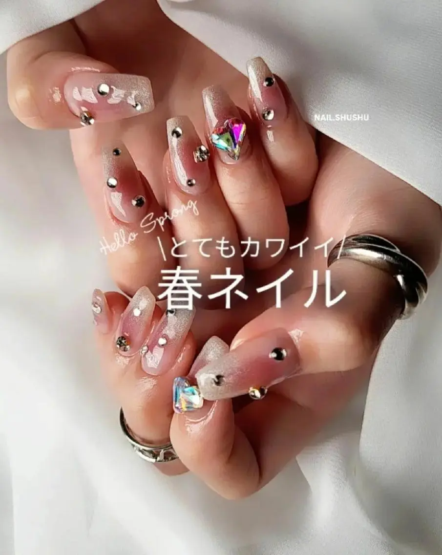 ネイル 持ち込み ニュアンスネイル ワンカラーネイル シンプルネイル 春ネイル 3dパーツ/流行り 👧shushu❤️のネイルデザイン