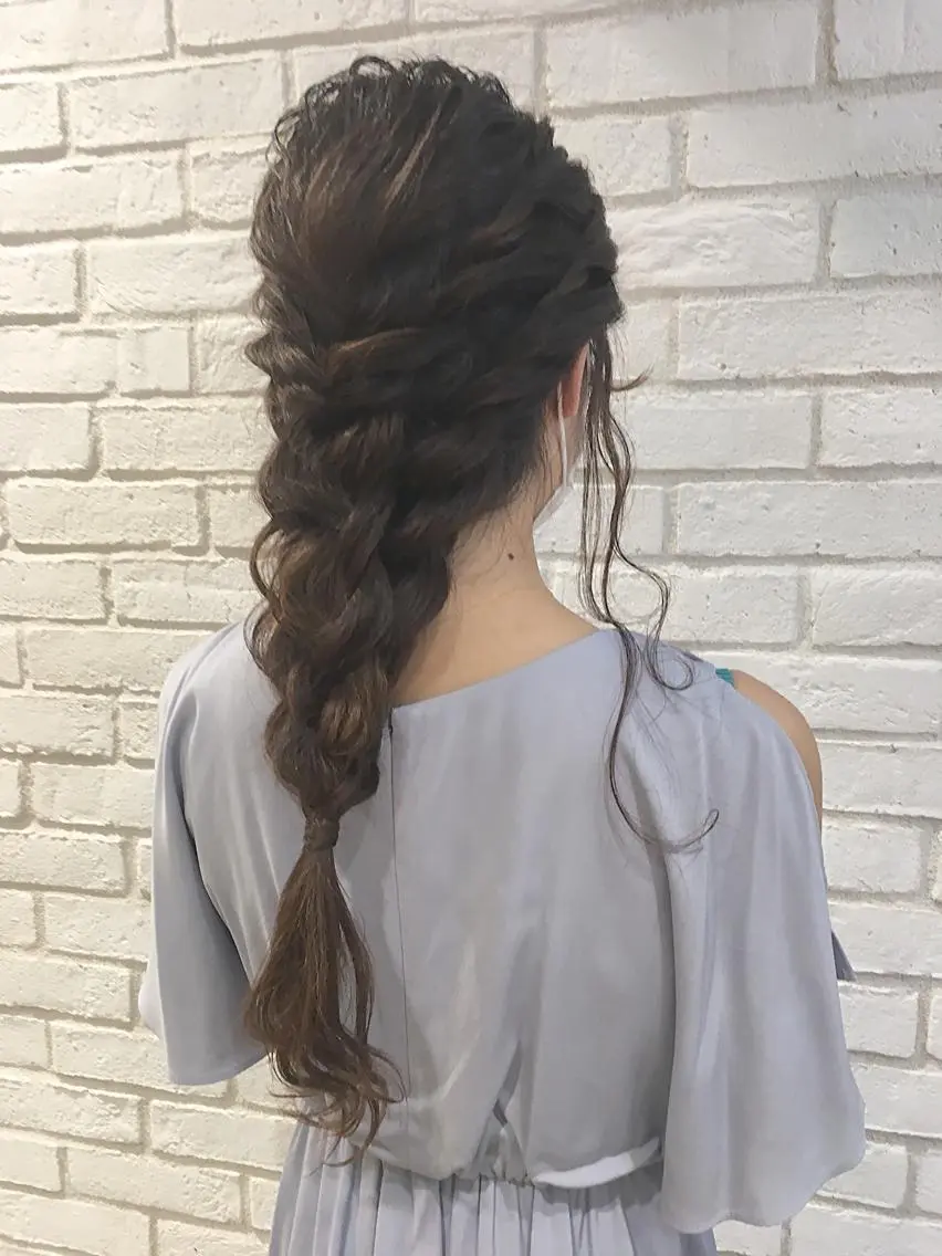 ロング ヘアアレンジ まなべ さくらのヘアスタイル