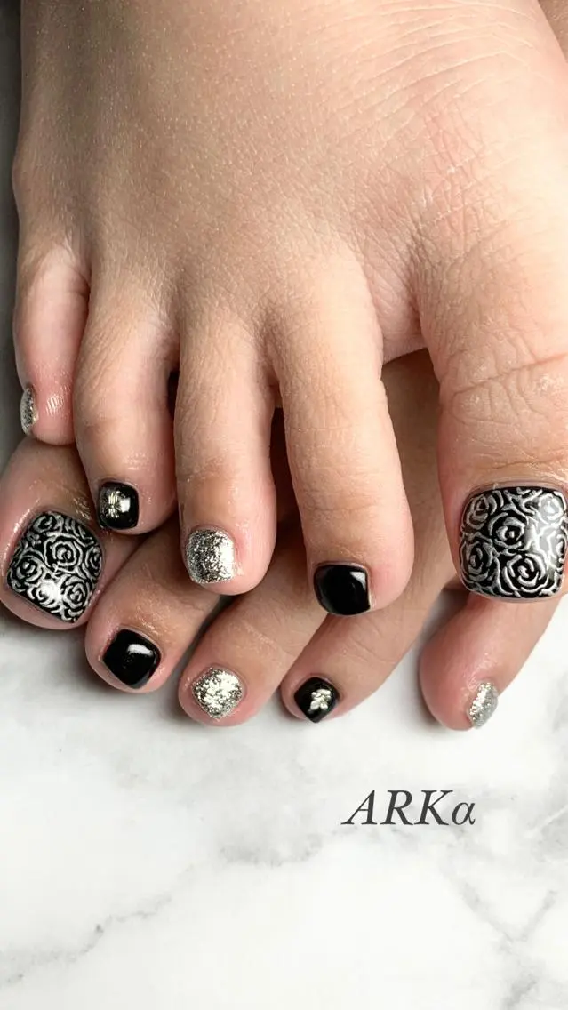 ショート ネイル フットネイル Nailsalon ARKαのネイルデザイン