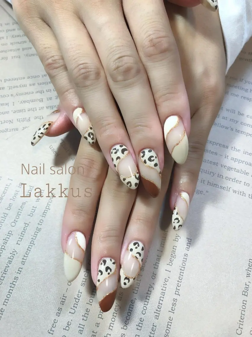 ネイル ハンドネイル Lakkus T－Mのネイルデザイン
