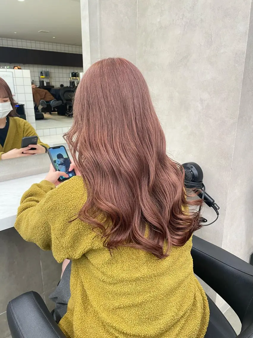 セミロング カラー パーマ ヘアアレンジ メンズ キッズ ネイル マツエク・マツパ アイブロウ 🦋縮毛/韓国レイヤ ー/透明感カラー🦋のヘアスタイル