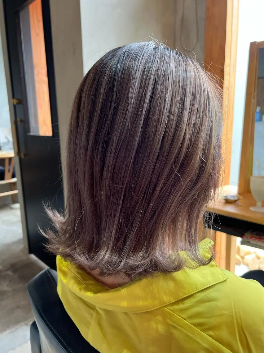ミディアム カラー ミディアムパーマ ハイライトカラー イルミナカラー ボブ ハイライト カット ヘアカラー トリートメント シンヤヘアーズ 泉大津本店のヘアスタイル