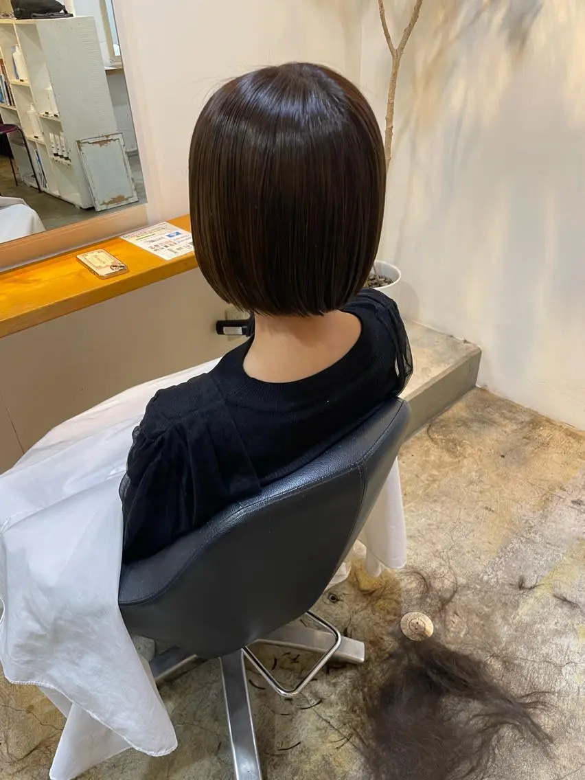 ショート ショートボブ ボブ ショートヘア カット トリートメント MIOベージュカラー 柔らかいカラーのヘアスタイル