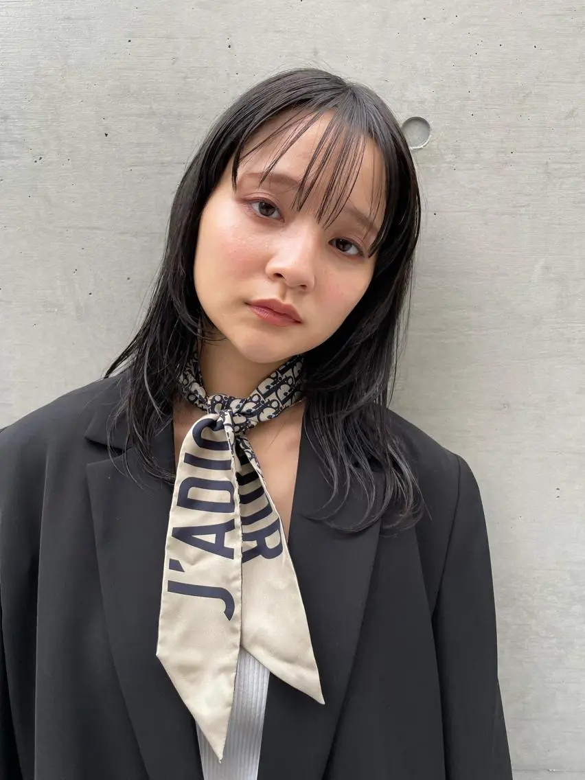 ミルクティー× グレージュMOMOのヘアスタイル