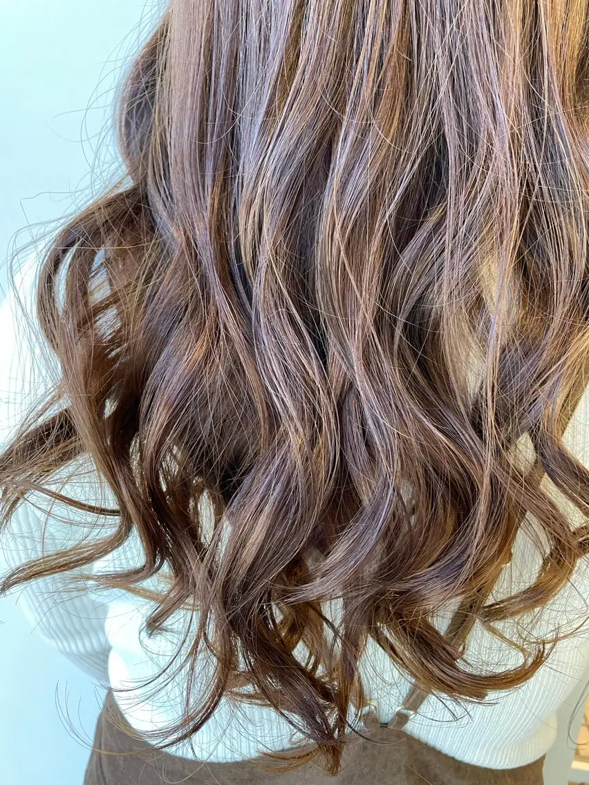 ロング カラー ヘアアレンジ マツエク・マツパ パープルカラー chie 。のヘアスタイル