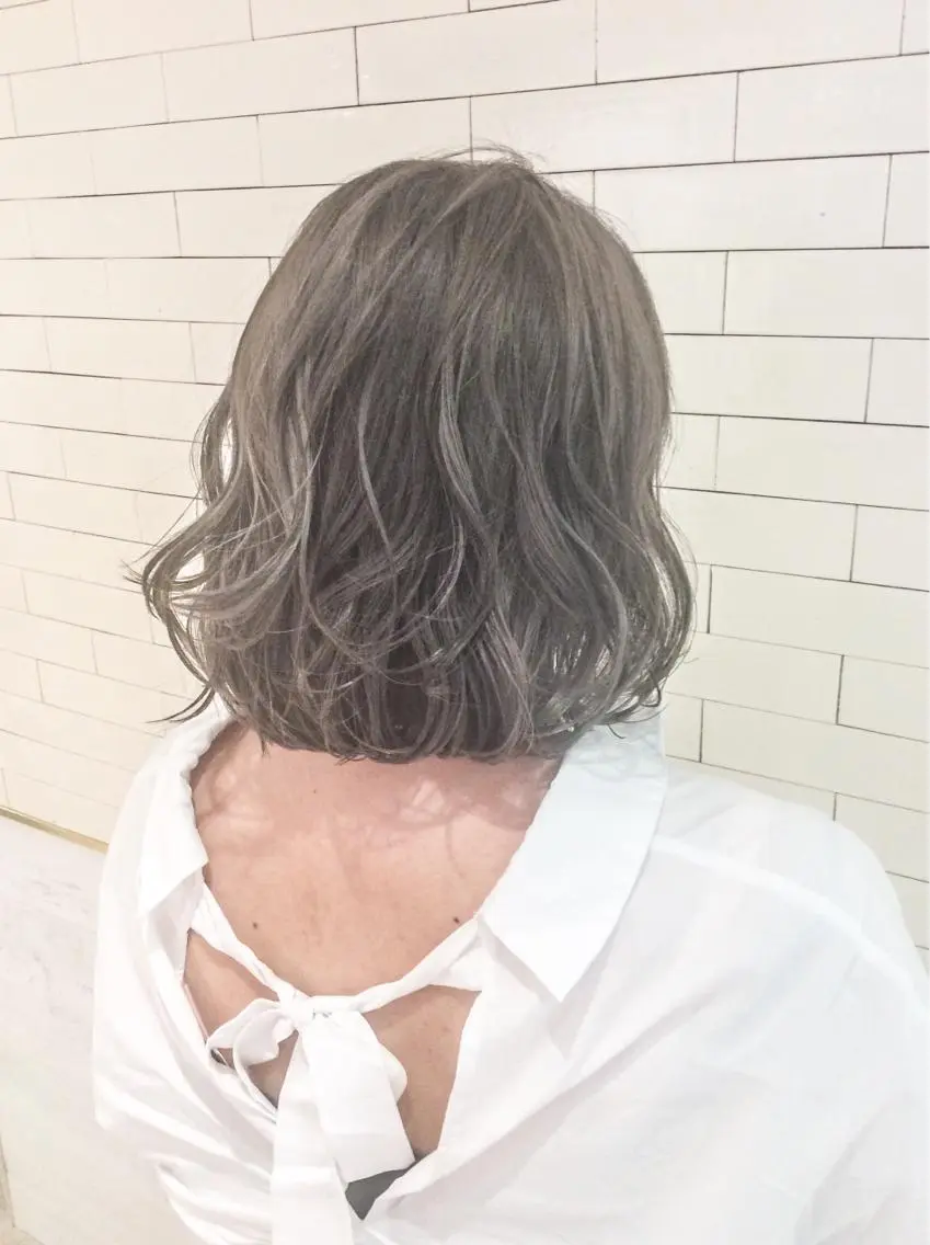 ミディアム カラー レイヤーカット× 髪質改善たもりのヘアスタイル