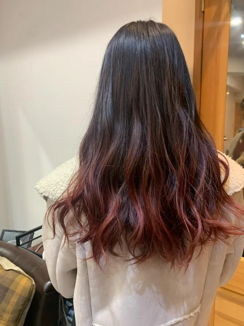 ロング カラー ブリーチ グラデーションカラー ピンクカラー レッドカラー 中目黒🌼 🌼ハナのヘアスタイル