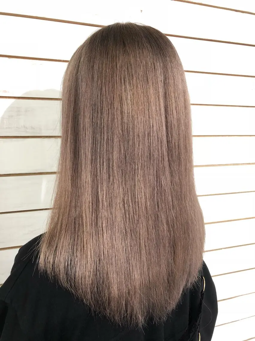 セミロング カラー ベージュカラー ミルクティーベージュ 🧡艶髪/エクステ 🫧🧡YUKI❄️のヘアスタイル