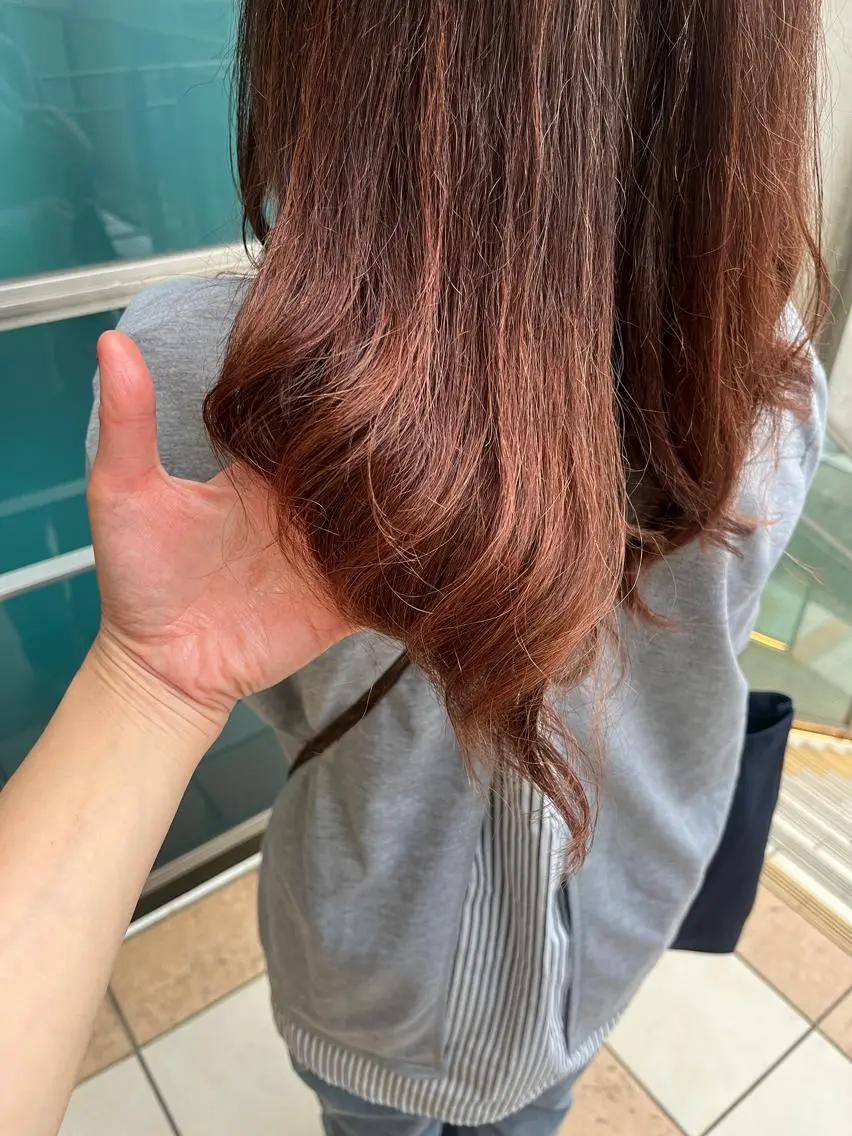 セミロング カラー パーマ ヘアアレンジ メンズ キッズ ネイル マツエク・マツパ アイブロウ メンズブリーチ メンズハイライト メンズインナーカラー メンズ韓国風 ブリーチ 久木原 ゆりのヘアスタイル