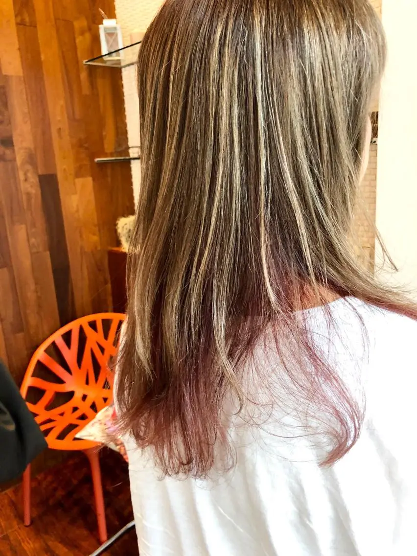 ロング カラー ハイライトカラー ピンクカラー ハイライト CoCooN 店長 さのえみのヘアスタイル