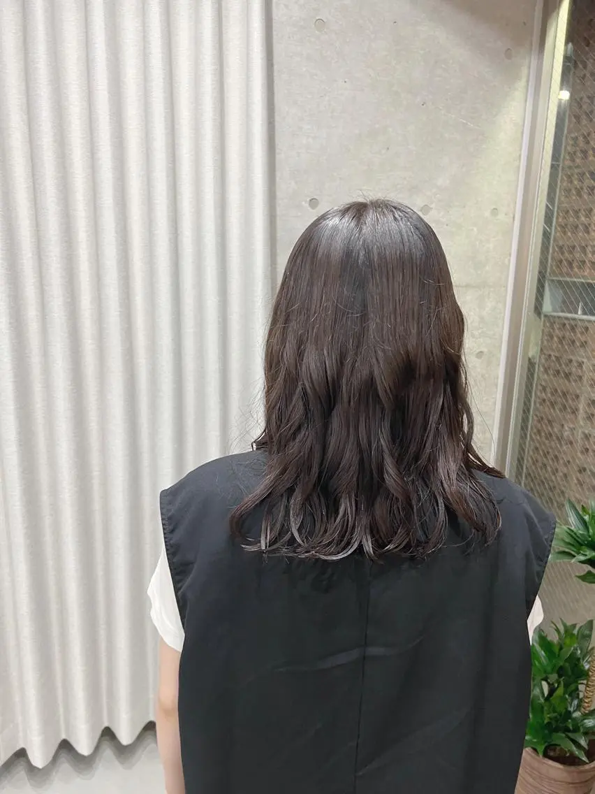 ミディアム パーマ カット ヘアカラー パーマ ボブパーマコテ巻き風 パーマNo1深江秀平のヘアスタイル