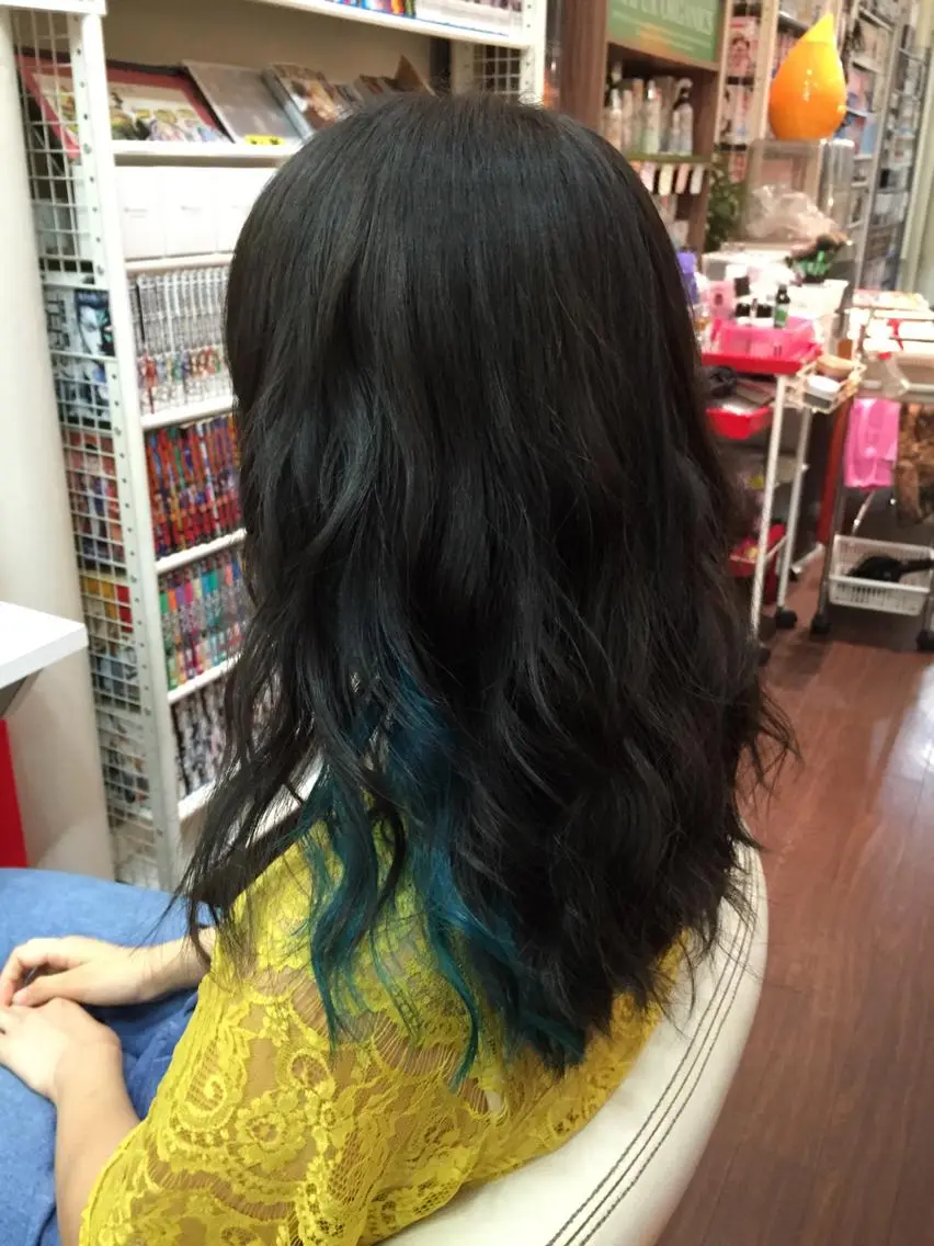 ロング カラー アッシュ ブルーカラー インナーカラー たけい ゆうきのヘアスタイル