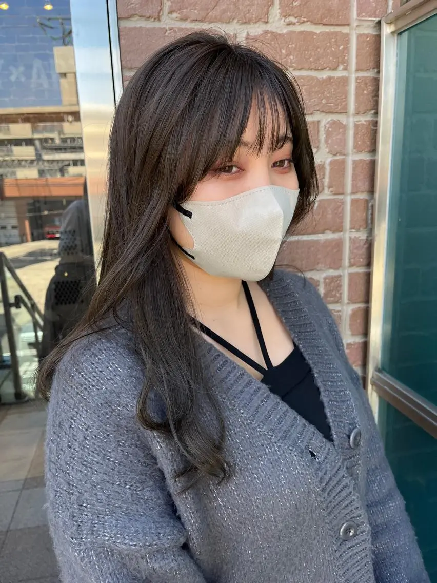 セミロング カラー パーマ ヘアアレンジ メンズ キッズ ネイル マツエク・マツパ アイブロウ メンズブリーチ メンズハイライト メンズインナーカラー メンズ韓国風 ブリーチ 久木原 ゆりのヘアスタイル