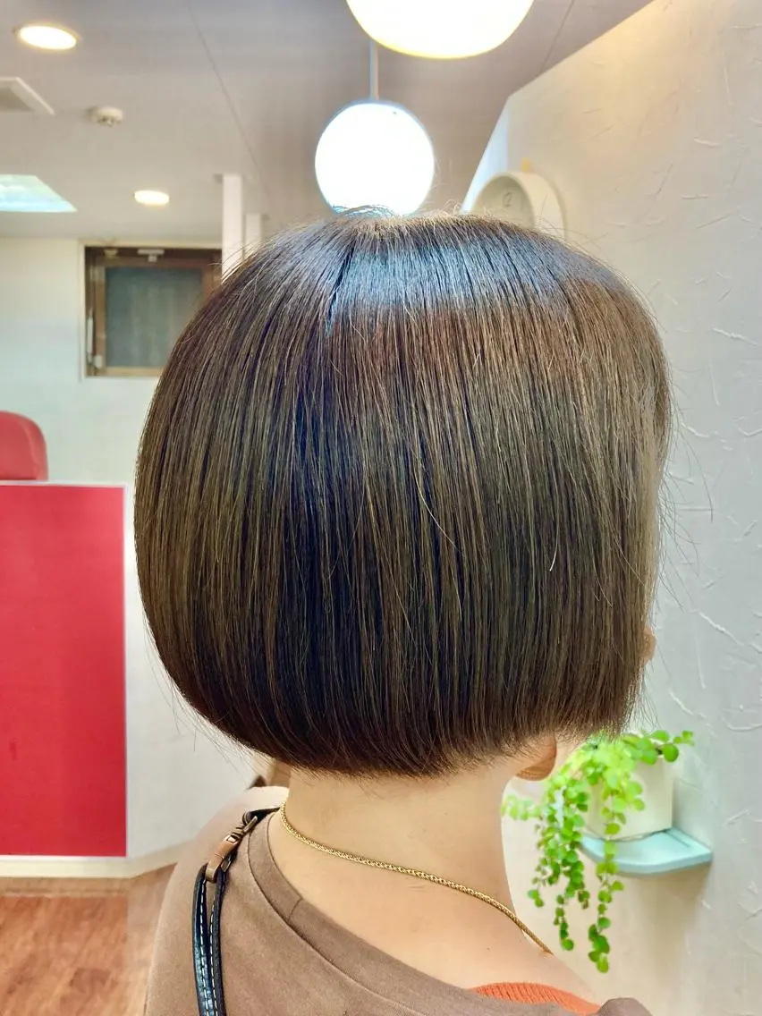 ショート ボブ 冨田 豊のヘアスタイル