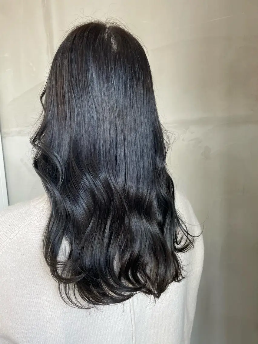 カラー ヘアカラー 益 佑夏のヘアスタイル