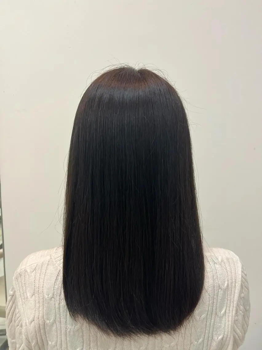 ミディアム 縮毛矯正 三 嶋のヘアスタイル