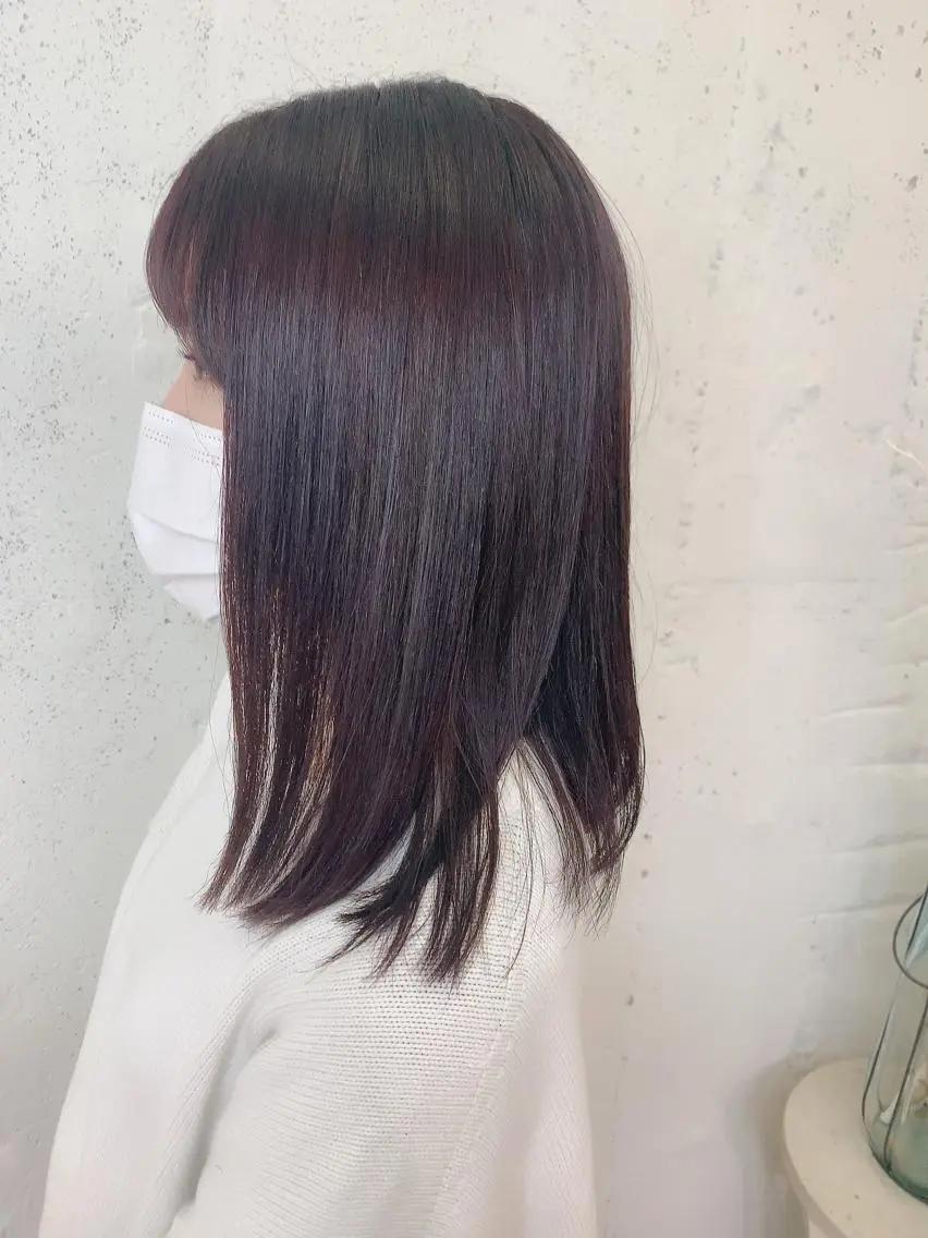 ミディアム カラー 透明感ハイトーン🦄 キラ🌈のヘアスタイル