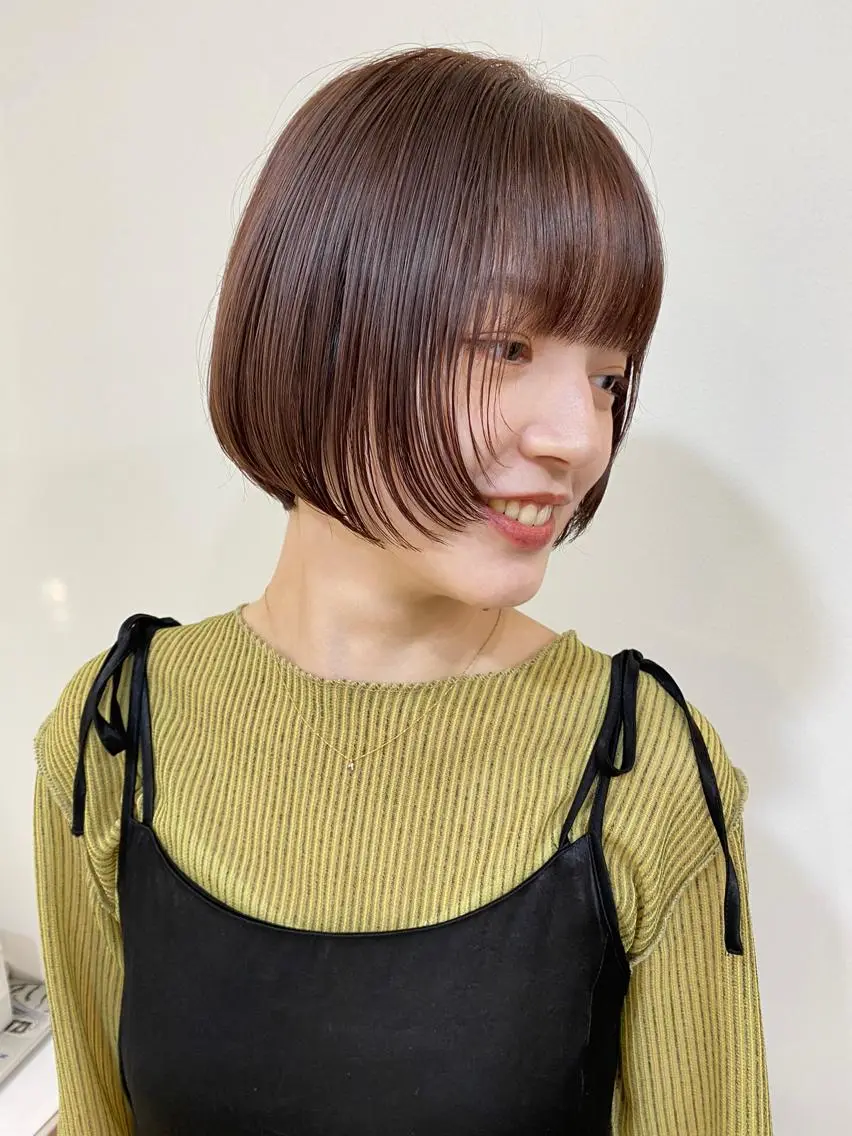 ショート カラー ブリーチ ケアブリーチ ダブルカラー ハイライトカラー イルミナカラー 中北篤志 ショートボブのヘアスタイル