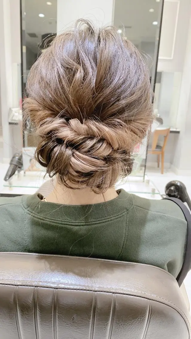 セミロング 美髪矯正透明感カラー 江川 和輝のヘアスタイル