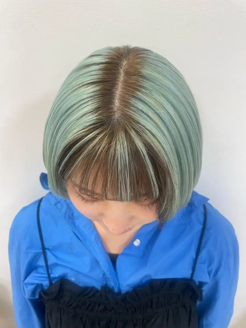 カラー シャドウパーマ／骨格 矯正カット　トモキのヘアスタイル