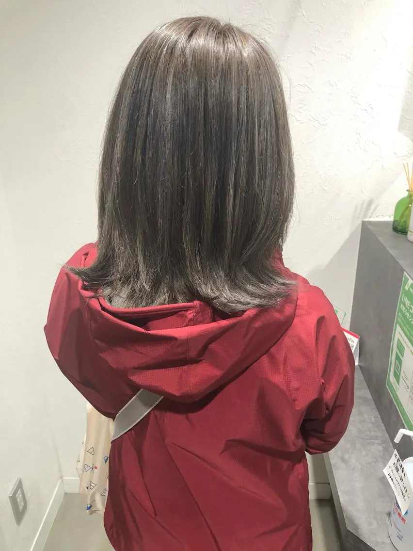 ミディアム カラー ハイライトカラー ハイライト ヘアカラー 🤍2nd🤍田所 美希のヘアスタイル
