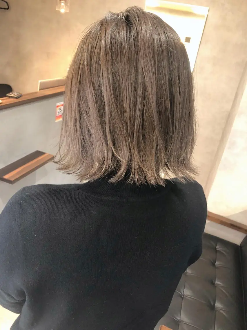 ミディアム カラー アッシュ バレイヤージュ ベージュカラー ブリーチ ダブルカラー RIENSリエンス ✂️木村康二✂️のヘアスタイル