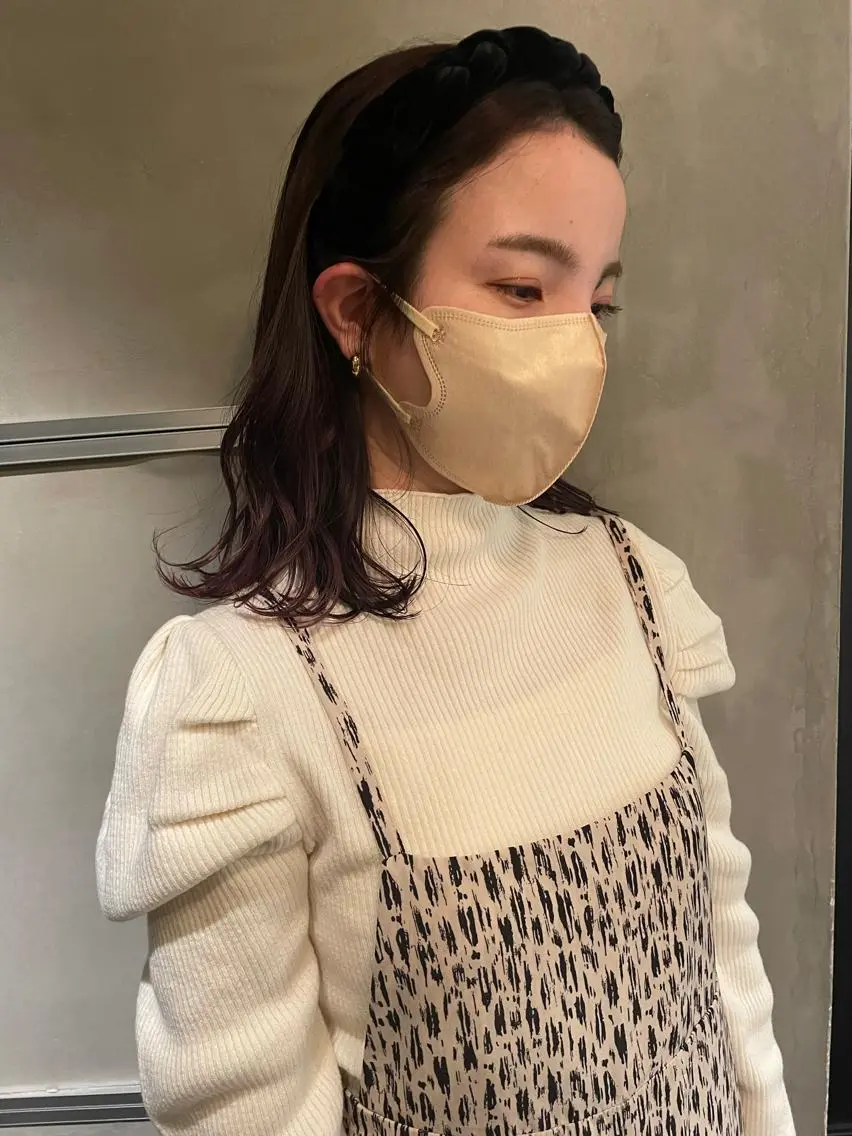 ミディアム カラー 大人girly🛋️ 🤍yukakoのヘアスタイル