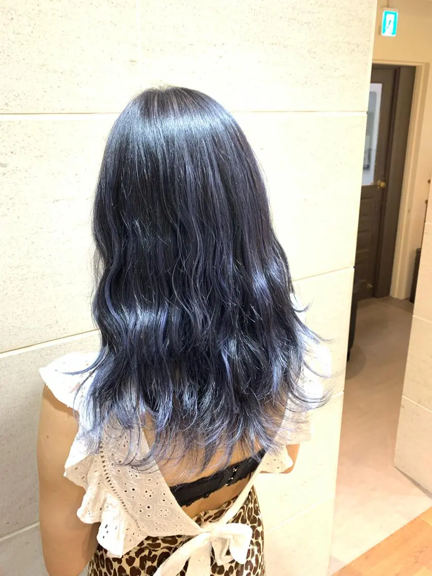 セミロング ハイライト ハイトーン得意😍 Lumiereのヘアスタイル