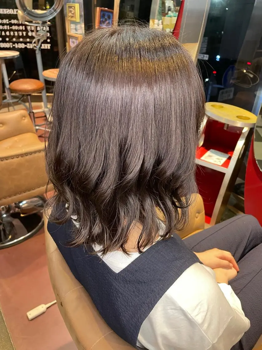 ミディアム カラー ブルーカラー ネイビーカラー トリートメント 👑派手髪/カット 👑ANRYのヘアスタイル