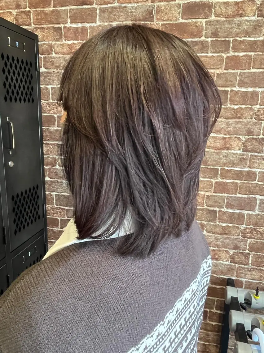ミディアム カラー パーマ ヘアアレンジ メンズ キッズ ネイル マツエク・マツパ アイブロウ メンズブリーチ メンズハイライト メンズインナーカラー メンズ韓国風 ブリーチ 久木原 ゆりのヘアスタイル