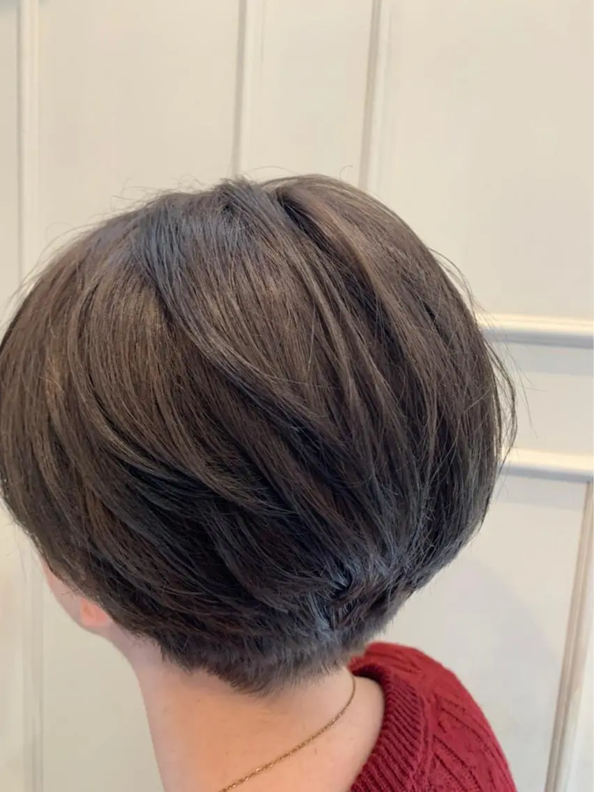 ショート カラー グレージュ 🫟Blanco🫟 Color&Careのヘアスタイル