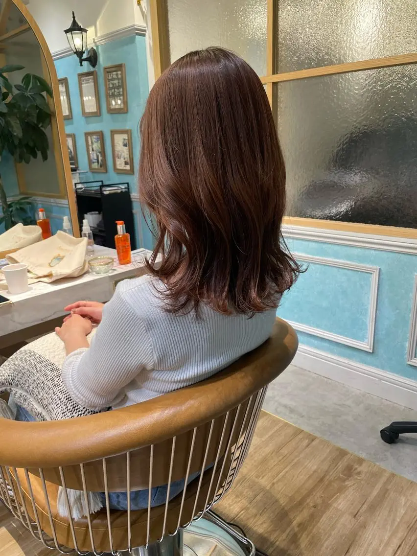 ミディアム カット ヘアカラー トリートメント 縮毛矯正 髪質改善 韓国風レイヤー 吉田のヘアスタイル