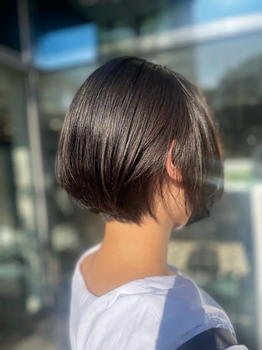 ショート 縮毛矯正 アートディレクター 尾内 友美のヘアスタイル
