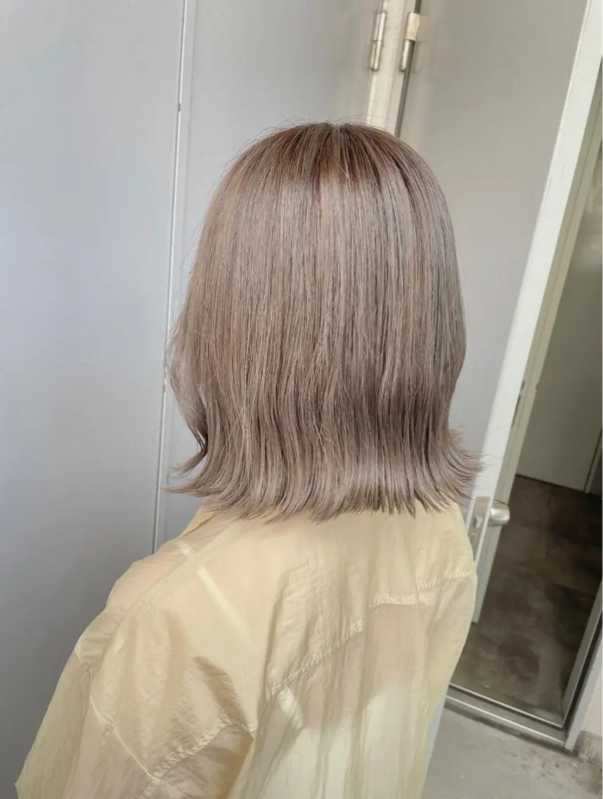 ミディアム カラー カット ヘアカラー トリートメント ヘッドスパ ヘアセット ベージュカラー💖 やすひろのヘアスタイル