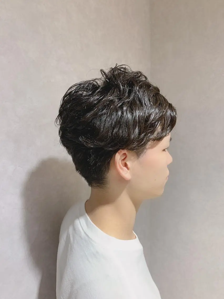 ショート パーマ メンズ メンズパーマ Watai 艶髪 當間 大知のヘアスタイル
