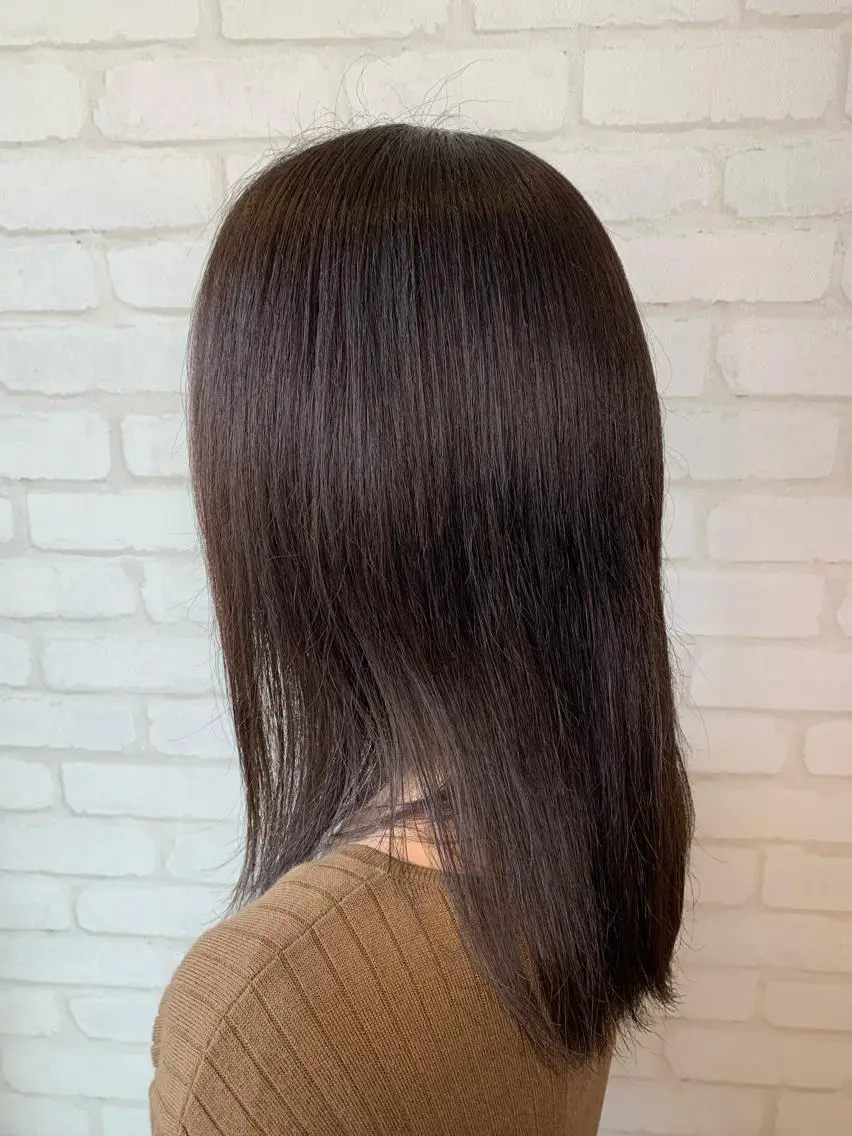 ロング カラー 秋葉 万柚子のヘアスタイル