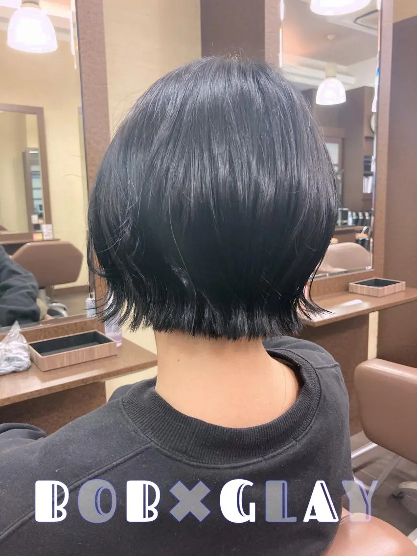 ショート カラー ヘアアレンジ ブルーカラー ボブ 外ハネヘア カット ヘアカラー 🌟東銀座マンツーマ ン🌟タカナシのヘアスタイル