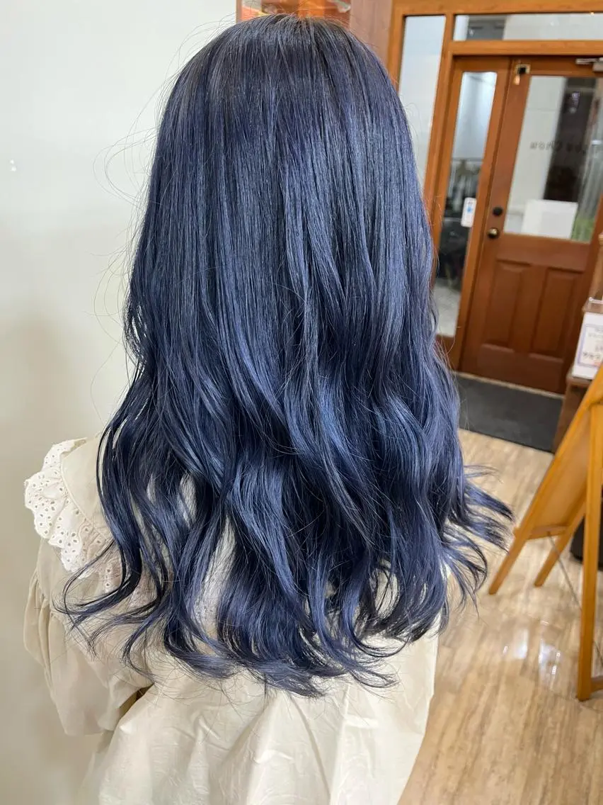 カラー SALOWIN栄 高須大貴のヘアスタイル