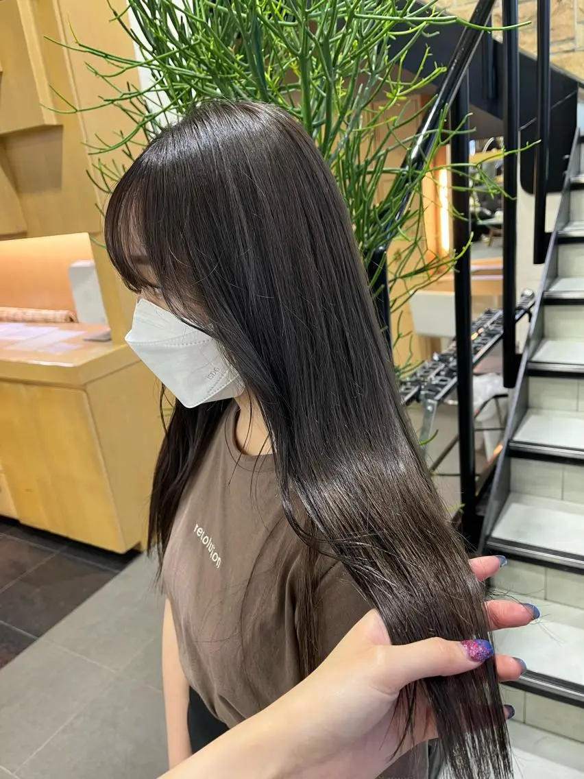セミロング カラー ヘアカラー 海外girl🤎 透明感ベージュmaoのヘアスタイル