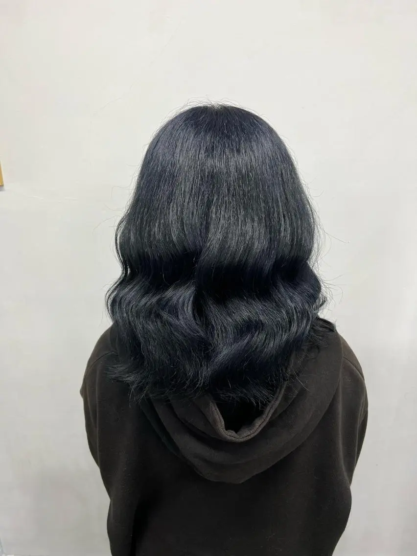 セミロング カラー 韓流トレンドヘア 🎀RINAKO🎀のヘアスタイル