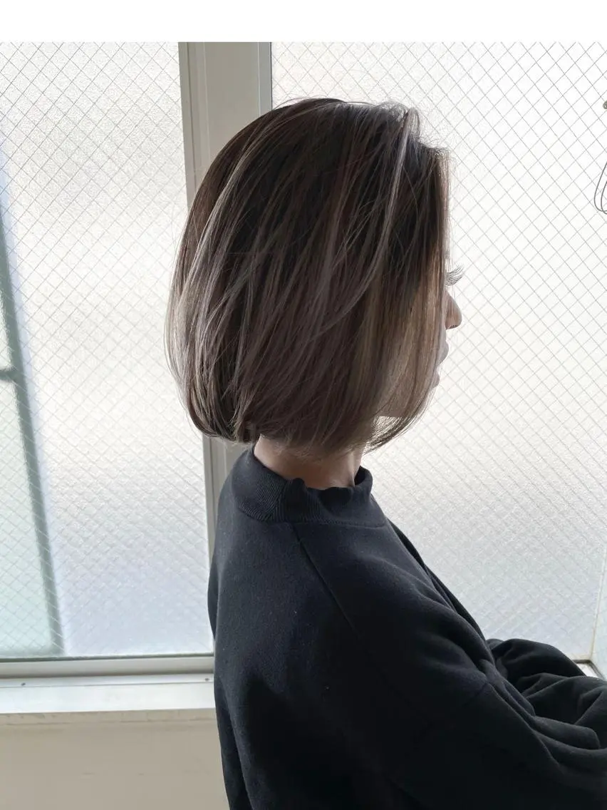 ショート カラー お団子ヘア バレイヤージュ ボブ レイヤーカット 美髪矯正・レイヤー 倉友哉のヘアスタイル