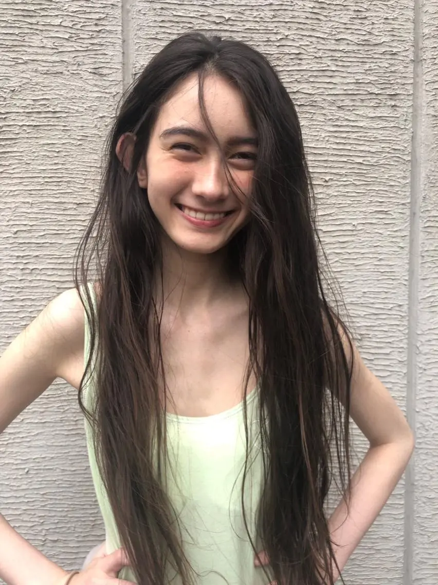 ロング カラー パーマ ヘアアレンジ eri kinjoのヘアスタイル