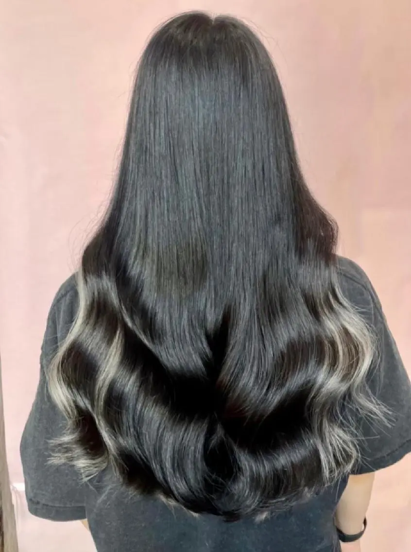 ロング カラー 大阪レミーエクステ チビ編み込みのヘアスタイル