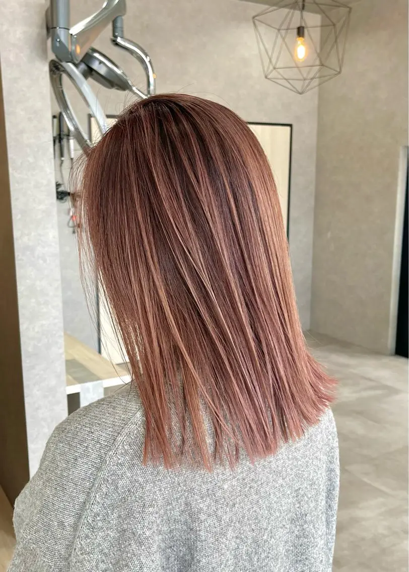 ミディアム カラー カット ヘアカラー トリートメント 一ノ瀬 暁のヘアスタイル