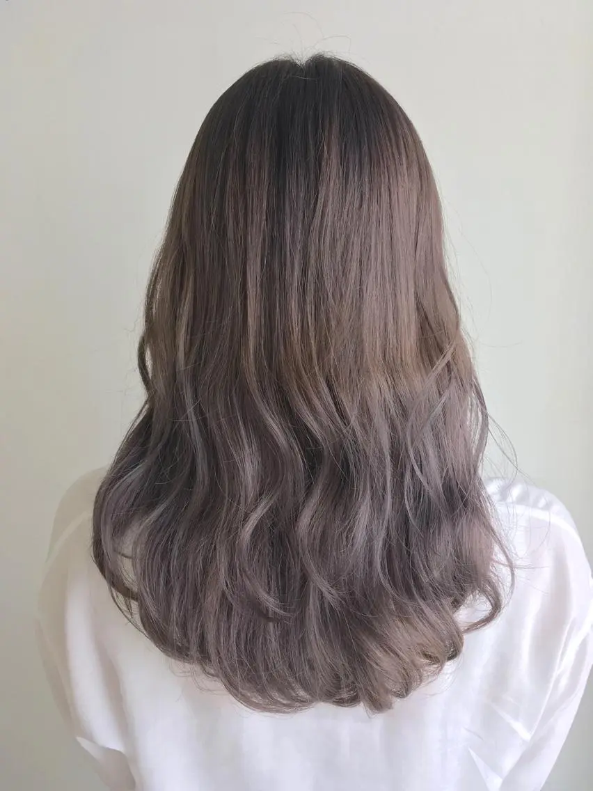 ロング カラー ベージュカラー ラベンダーカラー ラベンダーベージュ ヘアカラー トリートメント ヘアセット yoshi ☆のヘアスタイル